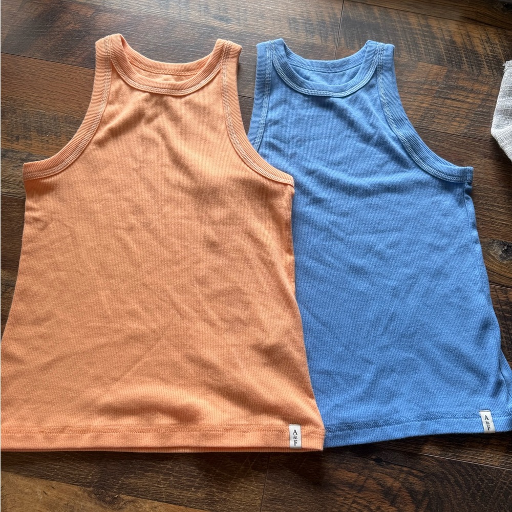 Girls Abercrombie Kids Tank Top White Size 11/12 One Blue / One Orange